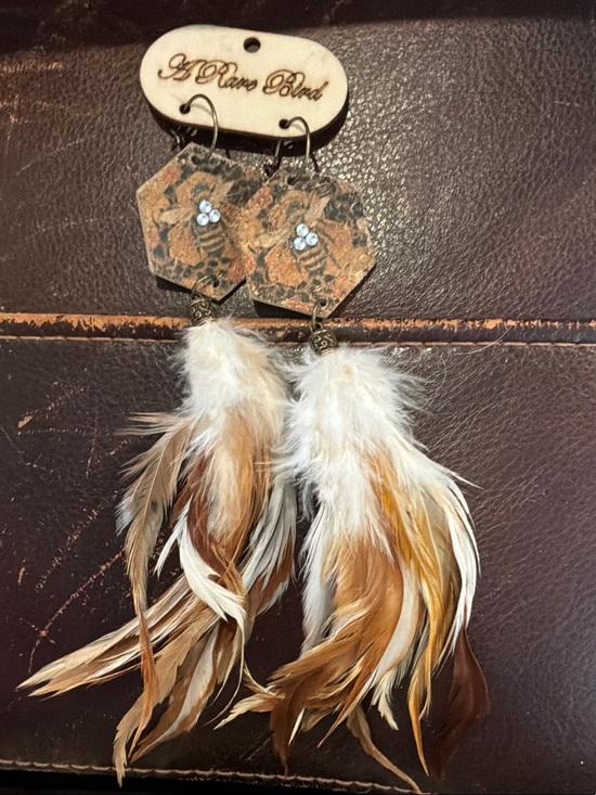 A Rare Bird Jewelry - A Rare Bird Feather Bee and honeycomb Earring